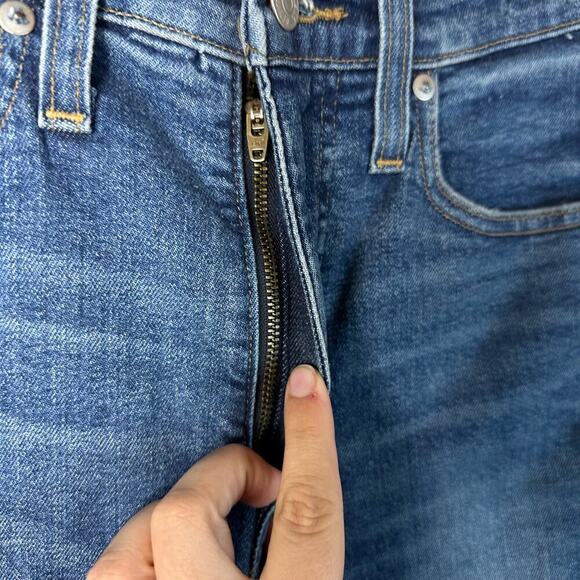 Madewell Jeans The Momjean Mom Style High Waist Straight Leg Distressed Blue 26 - Picture 12 of 13